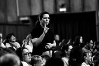 MOÑ театр мәйданчыгында Ангелина Мигранова белән Родион Сабировның документаль спектакле премьерасы узачак