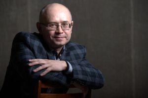 МИН – ГАДИ АРТИСТ